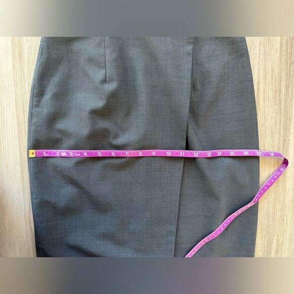 Antonio Melani wool blend pencil skirt with front thigh split 2 - Picture 9 of 9